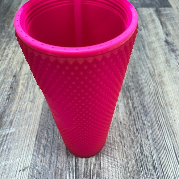NWT STARBUCKS HOT PINK 24OZ STUDDED TUMBLER - Picture 4 of 4